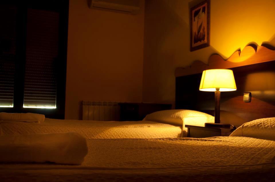 Hotel El Comendador Añón Camera foto